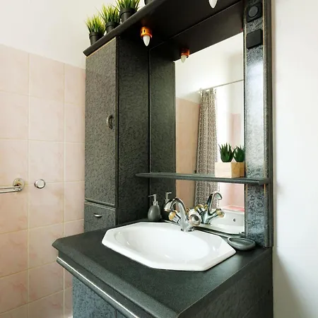Bnbnova - 1br & Bastille *